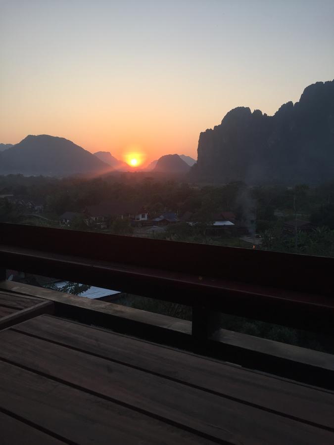 Mountainview Riverside Boutique Hotel Vang Vieng Extérieur photo