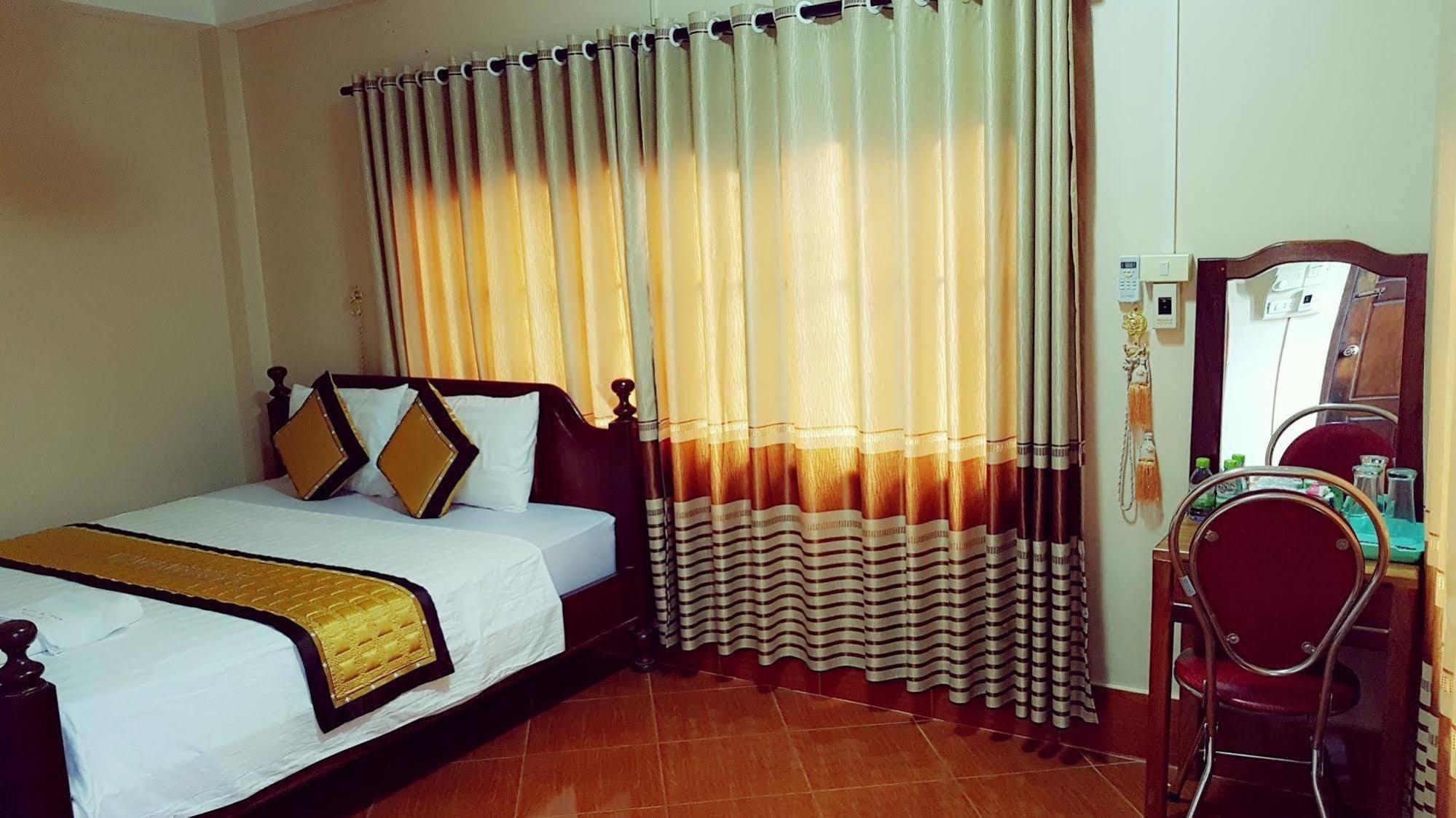 Mountainview Riverside Boutique Hotel Vang Vieng Extérieur photo