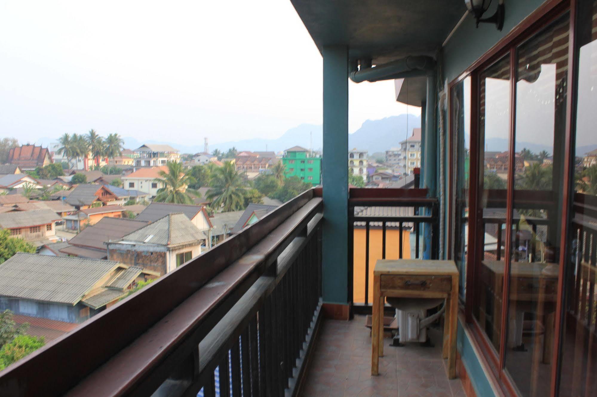 Mountainview Riverside Boutique Hotel Vang Vieng Extérieur photo